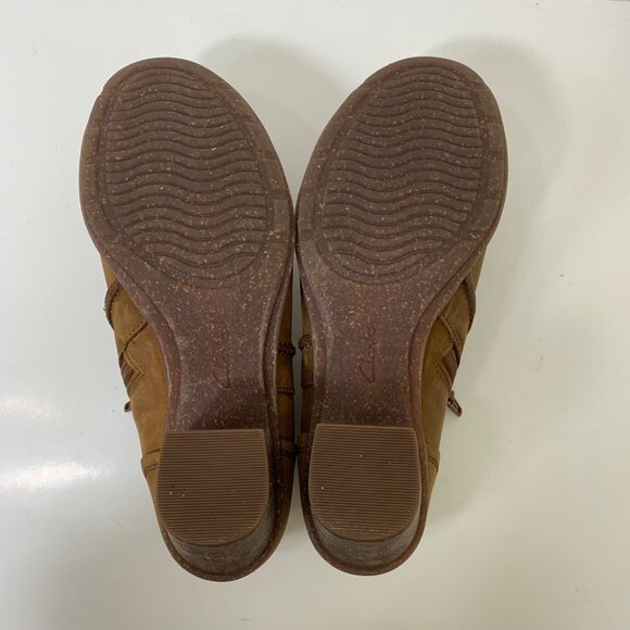 Clarks Sashlin Aleta Bootie Tan Leather Size 7.5 - Picture 8 of 9
